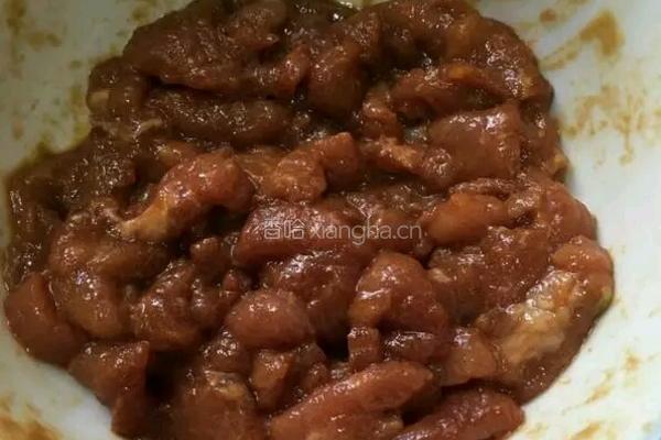 苦瓜炒肉的做法图解3