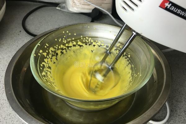 烟熏鲑鱼班尼迪克蛋的做法图解4