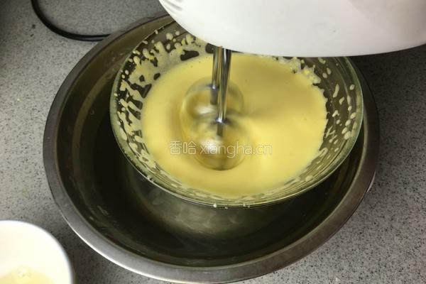 烟熏鲑鱼班尼迪克蛋的做法图解5
