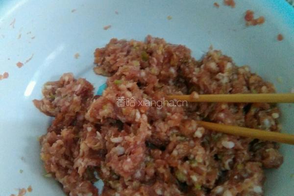 猪肉白菜饺子的做法图解3