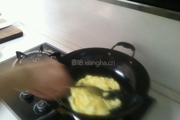 木耳洋葱炒鸡蛋的做法图解2
