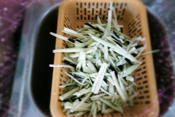 清凉一夏爆炒茄子的做法图解5