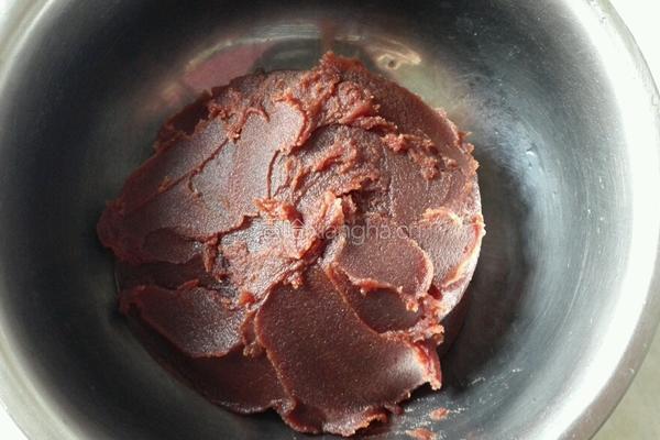 芝麻豆沙饼的做法图解2