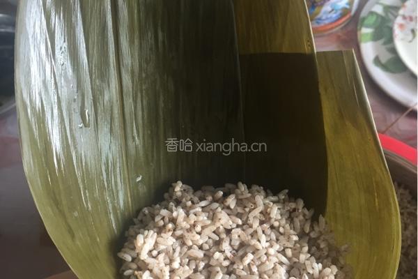 五香绿豆瘦肉粽的做法图解11