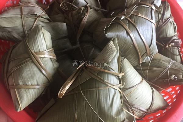 五香绿豆瘦肉粽的做法图解15