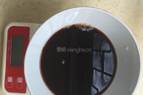 红豆碱水粽的做法图解3