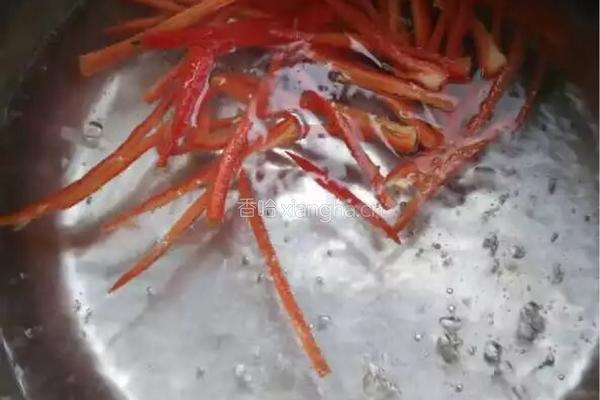 金针菇翡翠卷的做法图解6