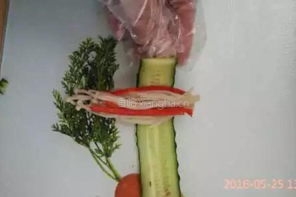 金针菇翡翠卷的做法图解10
