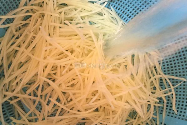 醋溜土豆丝的做法图解2