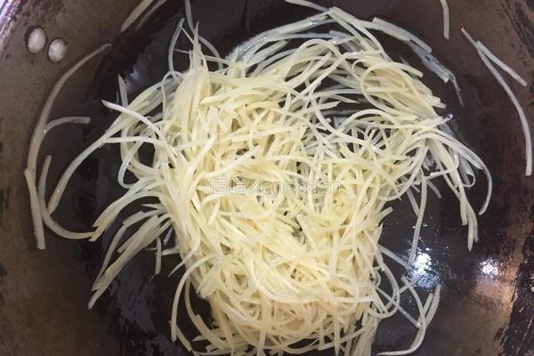 醋溜土豆丝的做法图解4