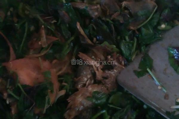 爆炒小河鱼的做法图解3