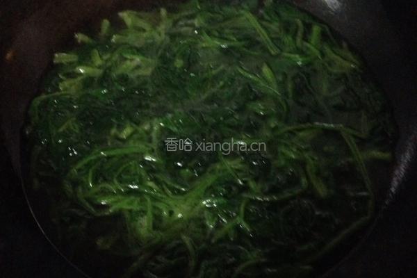 菠菜丸子汤的做法图解2