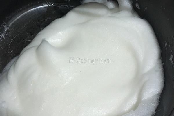 电饭煲酸奶蛋糕的做法图解3