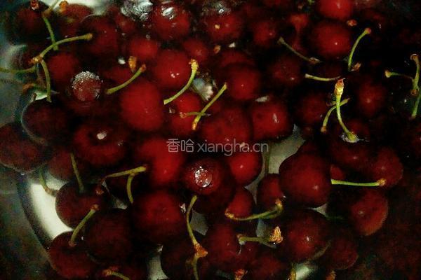 酸甜樱桃果酱的做法图解3