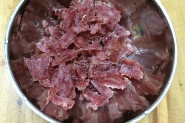 腊肠蒸鸡蛋的做法图解2