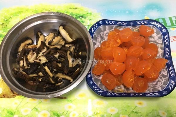 迷你蛋黄肉粽的做法图解5