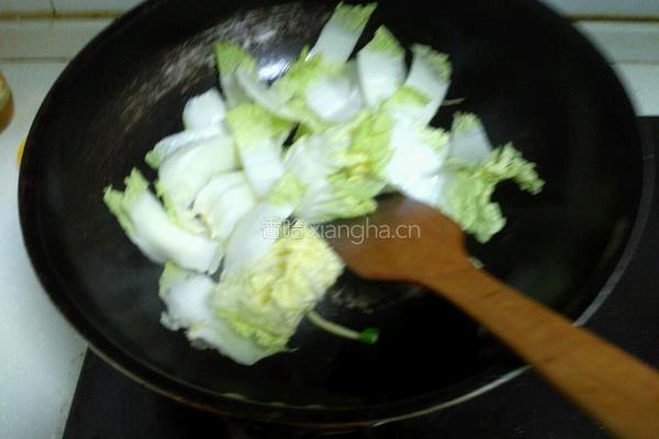 娃娃菜贡丸汤的做法图解2