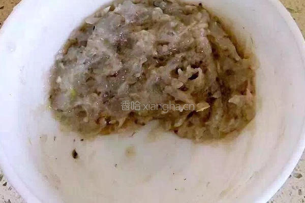 虾泥鸡蛋饺的做法图解2