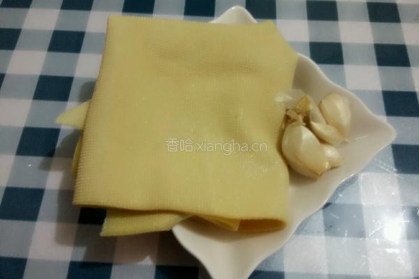 鸡毛菜炒百叶丝的做法图解3