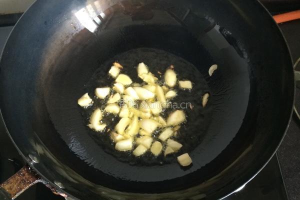 柿子鸡蛋丝瓜捞面的做法图解2