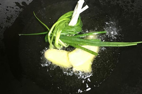 咖喱土豆鸡块的做法图解3