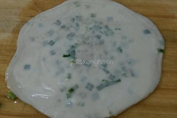 饺子皮的另类吃法～～～葱油饼的做法图解8