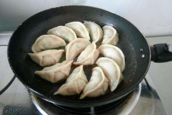 煎饺的做法图解15