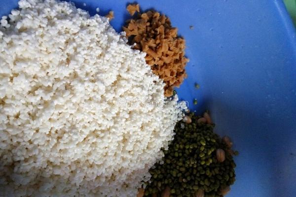 端午节肉香粽子的做法图解8