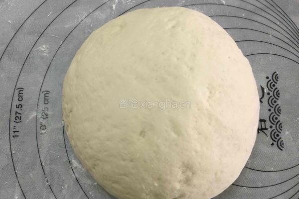 芹菜胡萝卜肉包子的做法图解4