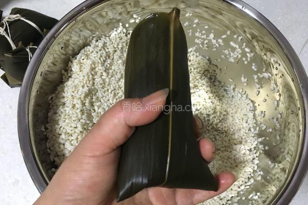 梅干菜肉粽的做法图解9