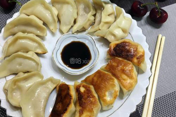 香脆锅贴的做法图解11