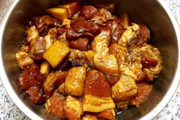 蛋黄肉粽的做法图解1