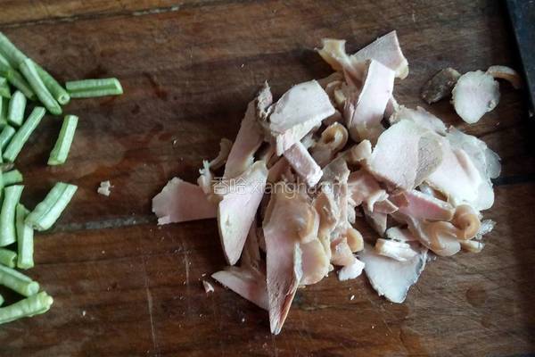 豆角炒肉的做法图解2