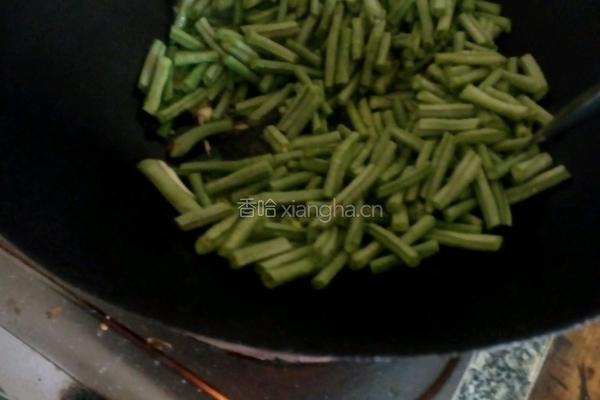 豆角炒肉的做法图解6