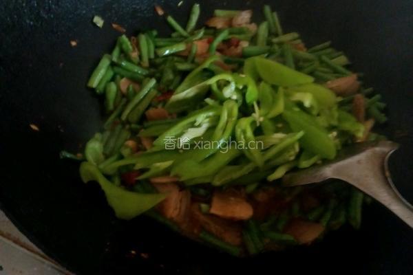 豆角炒肉的做法图解8