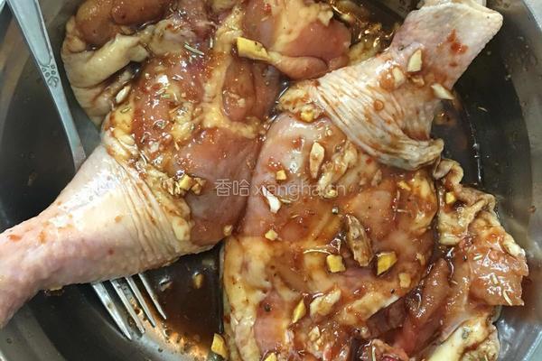 烤蒜香鸡腿的做法图解1