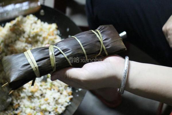 当焦糖鸟蛋遇上糯米粽子的做法图解10