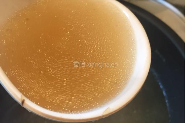 胡萝卜牛尾汤的做法图解5