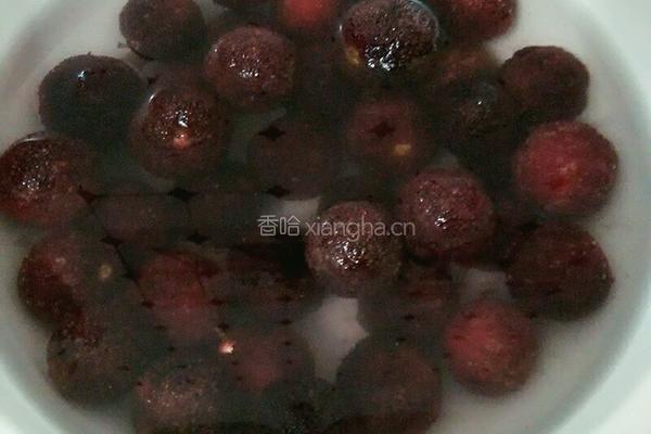 杨梅罐头的做法图解3