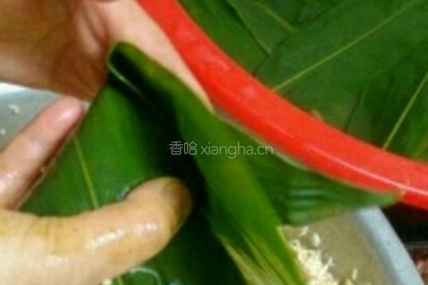 咸蛋黄粽子的做法图解10