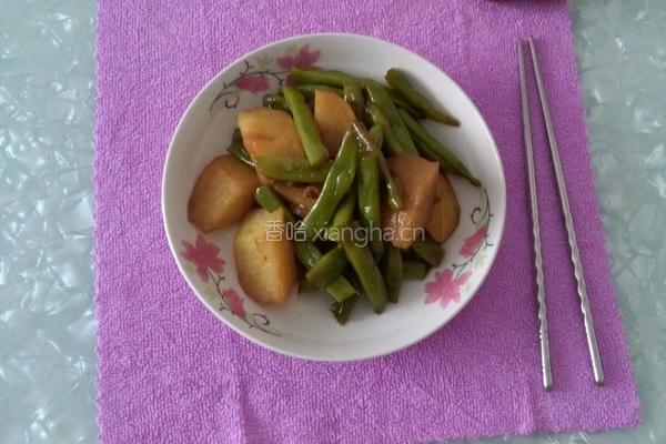 扁豆焖土豆块的做法图解9