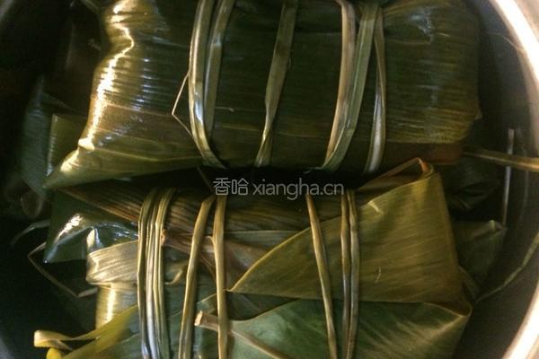 咸猪肉糯米粽的做法图解6