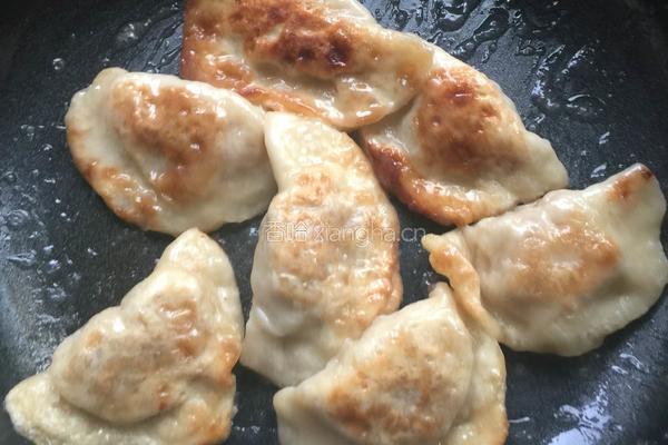 煎饺的做法图解4