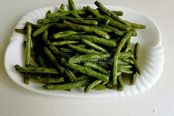干煸四季豆的做法图解7