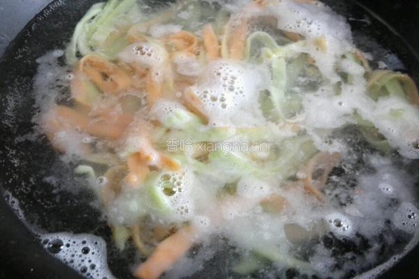 面条肉丸子……宝宝饭的做法图解7