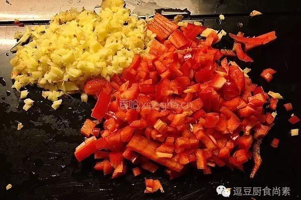 剁椒金针菇的做法图解2