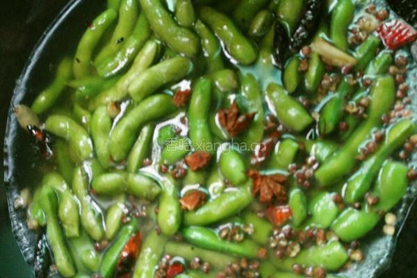 水煮香辣毛豆的做法图解6