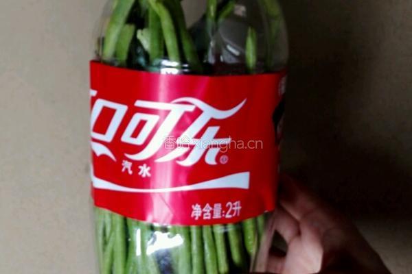 自制酸豆角的做法图解2