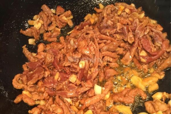 辣椒炒肉丝（简单的美味）的做法图解4