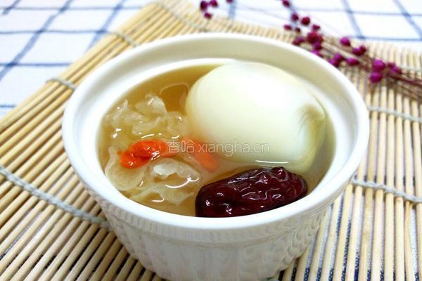 银耳鸡蛋糖水的做法图解5